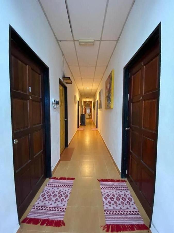 Kencana Guest House Пантай Ченанг Екстериор снимка